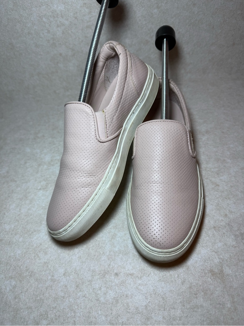 Greats Brooklyn Made in Italy Pink Perforated Leather Slip On Sneakers US 7
